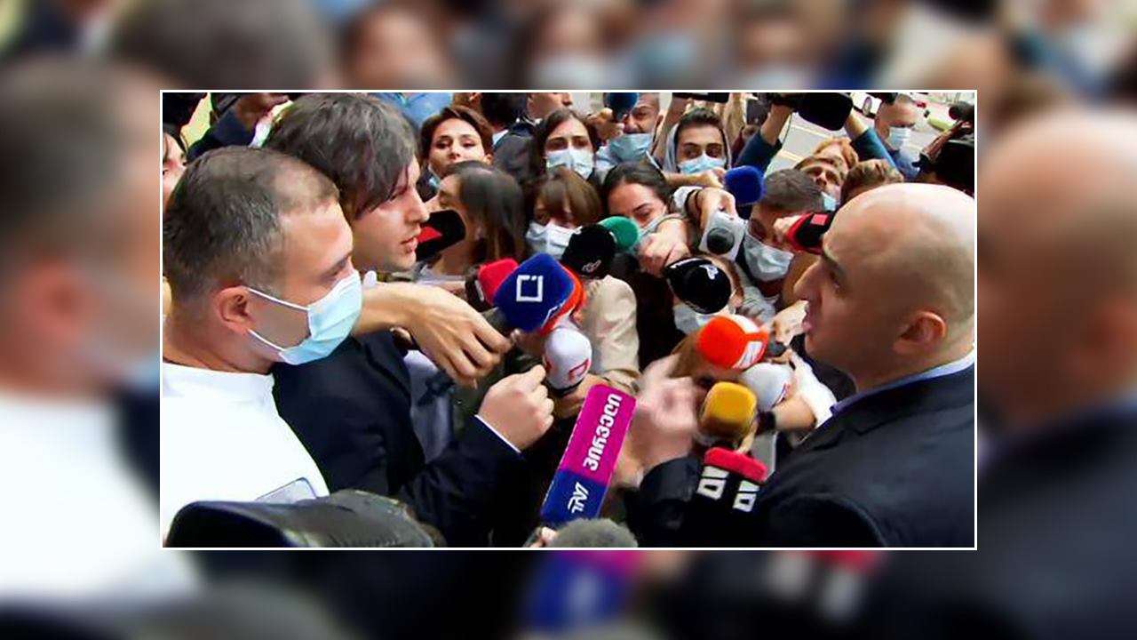 ევროკავშირის ოფისთან ნიკა მელიასა და ირაკლი კობახიძეს შორის დაპირისპირება მოხდა