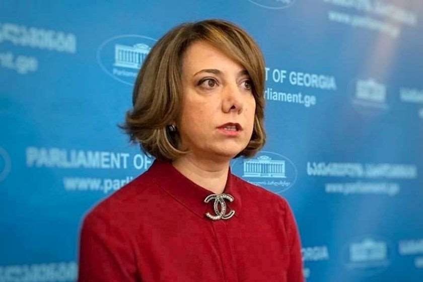 სალომე სამადაშვილი - „ქართული ოცნება“ უმძიმეს კრიზისშია, სწრაფად ტოვებენ მხარდამჭერები და ხელს იბანე