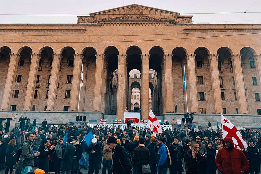 სირცხვილია: 3 ივლისს ერთი ღამით რუსთაველზე დავრჩეთ, რასაც კონკრეტული მიზანი ექნება