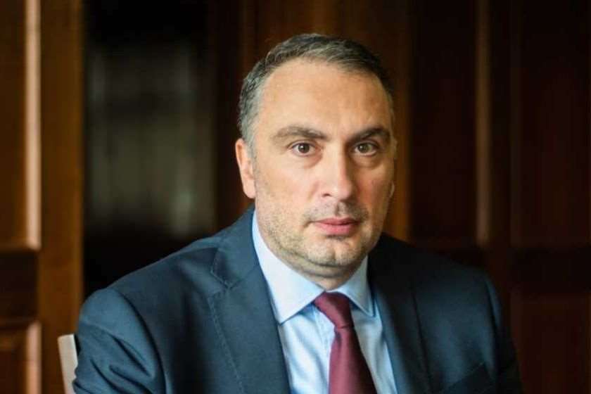 სალომე ზურაბიშვილს სათანადო კონსულტაცია რომ გაევლო, უფრო ზუსტ განცხადებას გააკეთებდა-ვიქტორ ყიფიანი