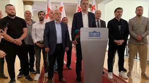 მოძრაობა „ხალხის ძალა“ - „ისფედის“ გამოქომაგებით, აშშ-ის საელჩო „ქართულ ოცნებას“ ეუბნება, რომ რევოლუ