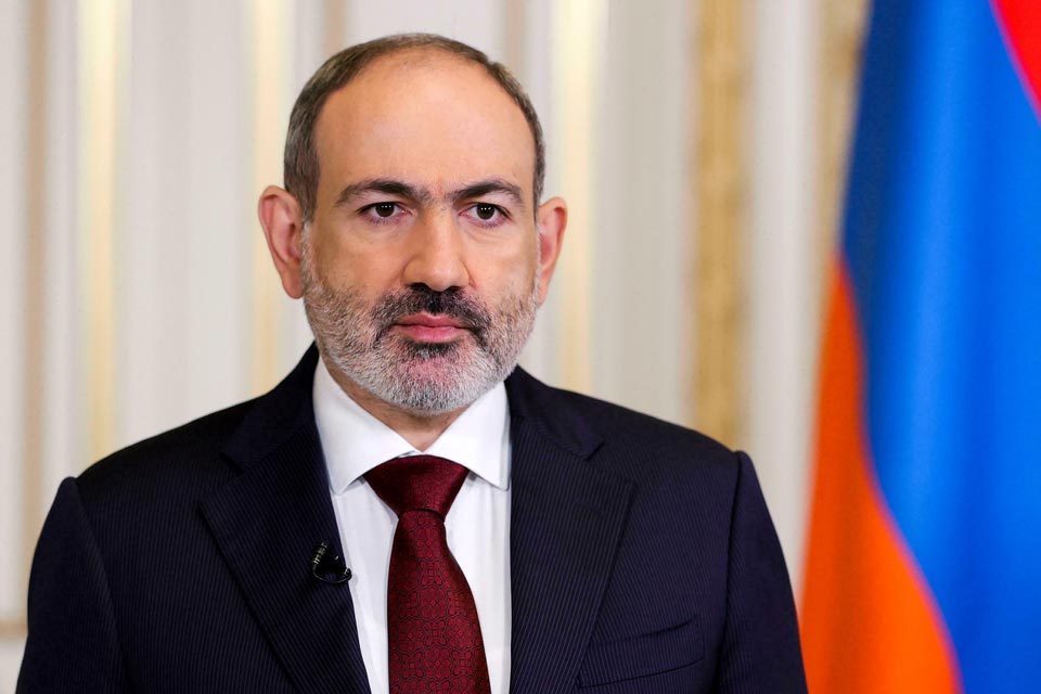ნიკოლ ფაშინიანის განცხადებით, ღამით აზერბაიჯანისა და სომხეთის ძალებს შორის საზღვრის გასწვრივ შეტაკებ