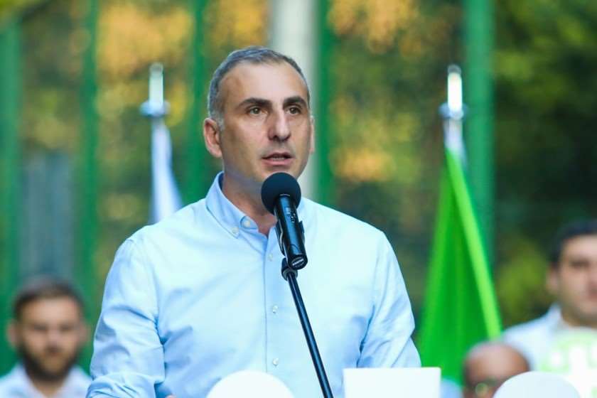 ალეკო ელისაშვილი - ოთხეულმა ისე შეტოპა, რომ თავად ვერ ჩერდებიან, კარგი იქნება, ეს კვარტეტი გაჩერდეს 