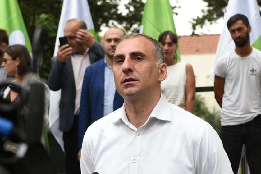 ალეკო ელისაშვილი - პარტნიორი ქვეყნის ელჩი იძულებულია, როგორც პატარა ბავშვებს, დაგვიღეჭოს, რომ საქართ