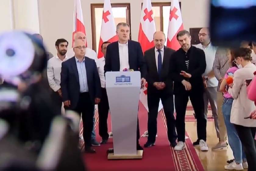 ამერიკის ელჩმა უარი თქვა რადიკალური ოპოზიციის გზავნილების სრულ უარყოფაზე-"ხალხის ძალა" მორ