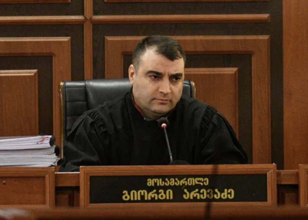 მოსამართლე გიორგი არევაძემ მიხეილ სააკაშვილს უკრაინულ ენაზე განცხადების გაკეთების საშუალება არ მისცა