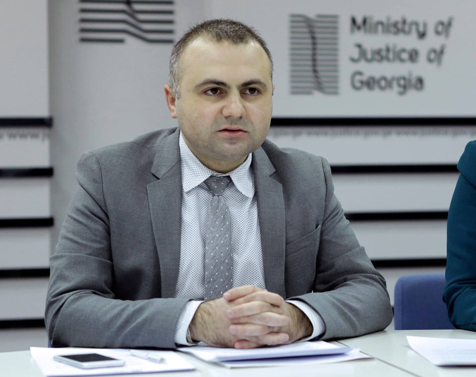 ის, რომ ადამიანი არის ყოფილი მაღალი თანამდებობის პირი, არ ნიშნავს იმუნიტეტს სისხლის სამართლებრივი პა