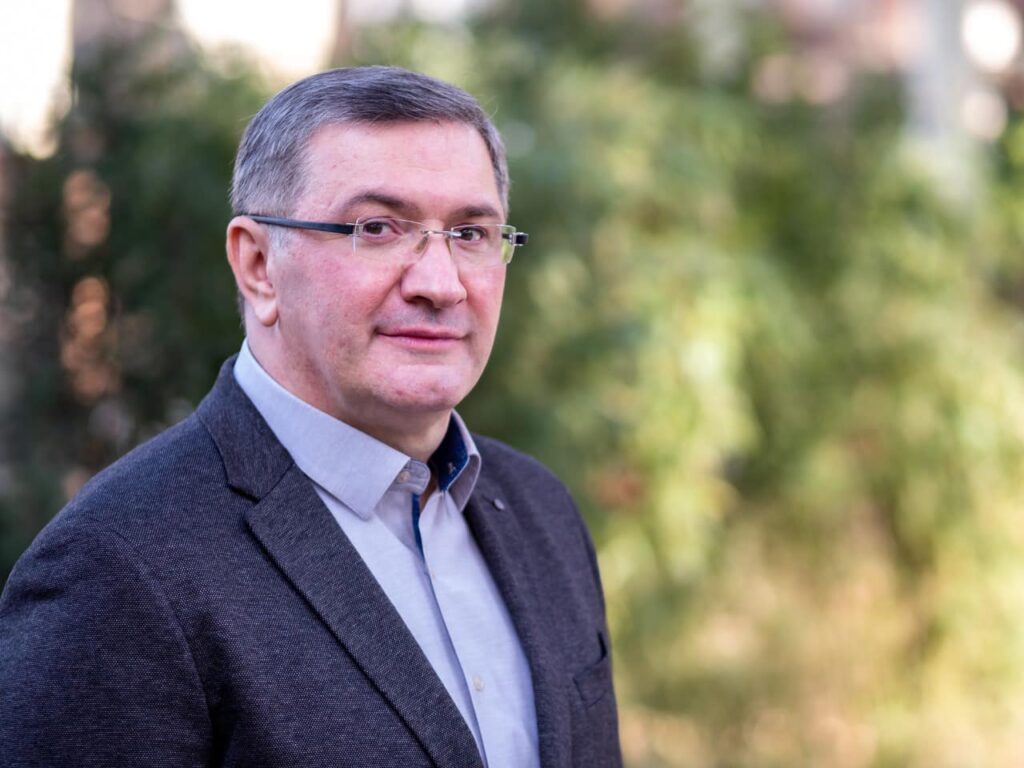 ლაშა კალანდაძე - ბიძინა ივანიშვილი 2023 წლის 20 მარტიდან დღემდე ვერ ახერხებს აქტივებზე წვდომას