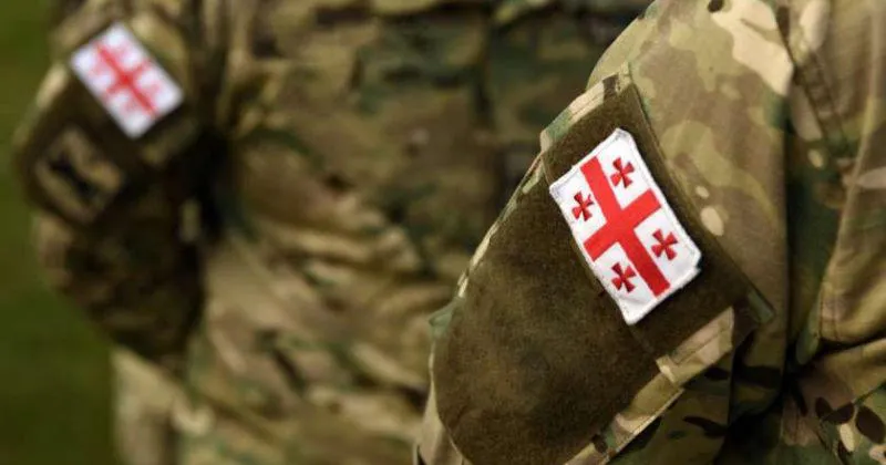 IRI-ის კვლევის მიხედვით, გამოკითხულთა 77%-ს ჯარის საქმიანობა მოსწონს, საპატრიარქოს - 72%-ს, პოლიციის