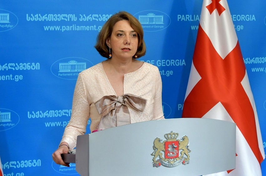 სალომე სამადაშვილი ირაკლი ჩიქოვანს - იზიარებთ თუ არა, რომ 2008 წელს ბიძინა ივანიშვილი რომ ყოფილიყო ს