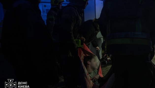 Russian missile attack on Kyiv kills one person and injures three others